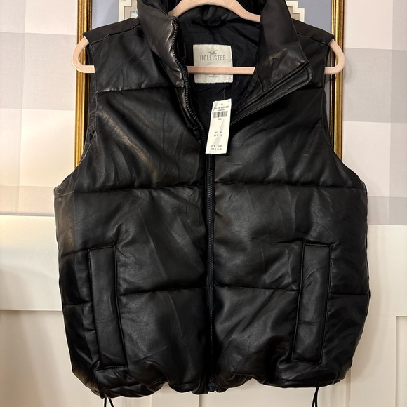 Hollister Quilted Black Vest Size Small - Picture 3 of 4